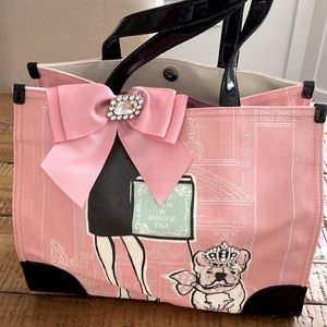 Beautiful “My Flat in London” black, white and pink purse.